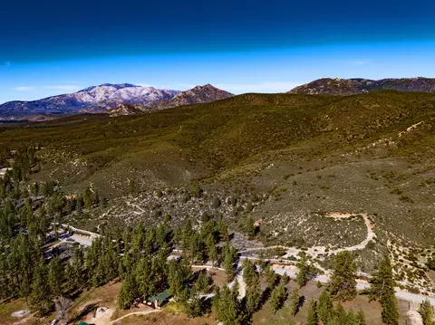 1 Butterfly Peak Rd, Mountain Center, CA 92561