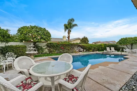 2 Othello Ct, Rancho Mirage, CA 92270