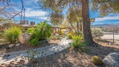 Exterior - 6913 Apache Trl, Yucca Valley, CA 92284 photo 10 of 17
