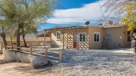 Exterior - 6913 Apache Trl, Yucca Valley, CA 92284 photo 13 of 17