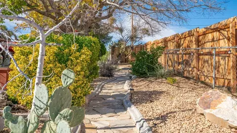 Exterior - 6913 Apache Trl, Yucca Valley, CA 92284 photo 11 of 17