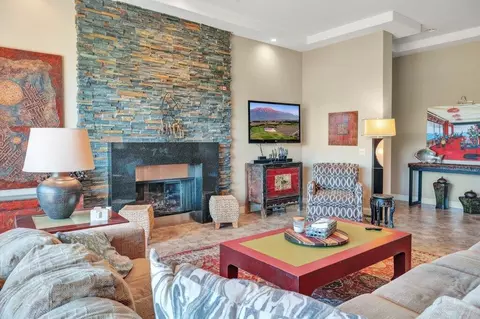 38410 Zinnia Ln E, Palm Desert, CA 92211