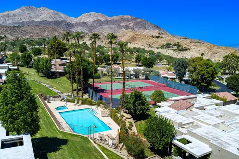 72499 Sandstone Ln, Palm Desert, CA 92260