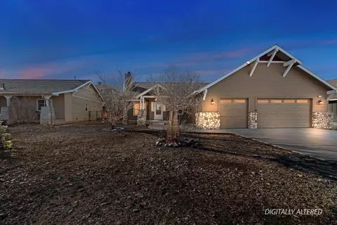 329 Pine Ln, Big Bear City, CA 92314