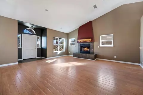 Living - 329 Pine Ln, Big Bear City, CA 92314 photo 2 of 6