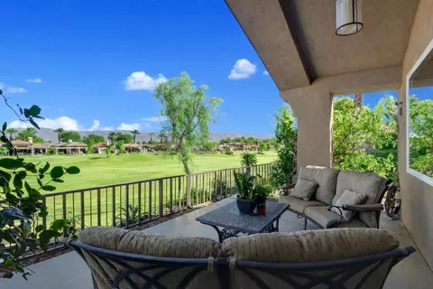 440 Desert Holly Dr, Palm Desert, CA 92211