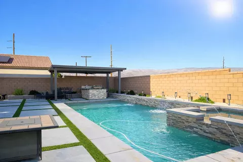44086 Beringer Dr, Indio, CA 92203 photo 5