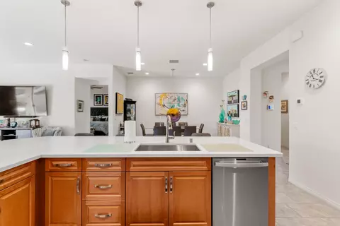 Kitchen - 43595 Vacanza Ct, Indio, CA 92203 photo 6 of 7