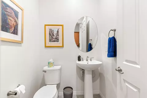 Bath - 43595 Vacanza Ct, Indio, CA 92203 photo 6 of 6