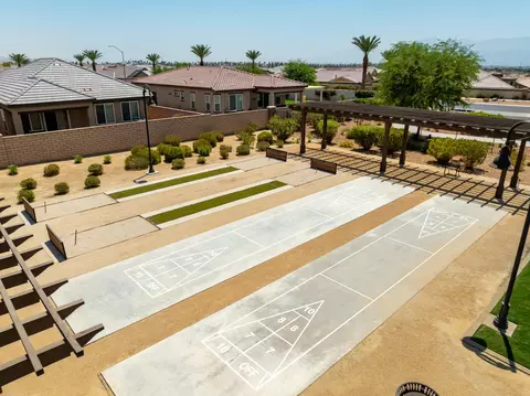 View/Area - 43595 Vacanza Ct, Indio, CA 92203 photo 12 of 20