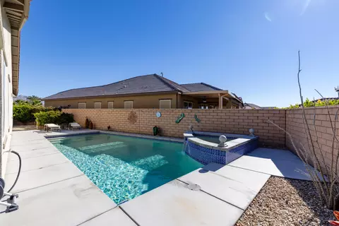 Exterior - 43595 Vacanza Ct, Indio, CA 92203 photo 8 of 21