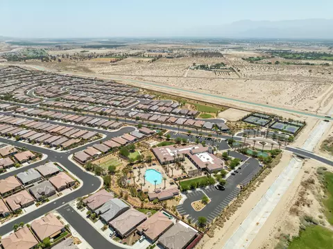 View/Area - 43595 Vacanza Ct, Indio, CA 92203 photo 14 of 20