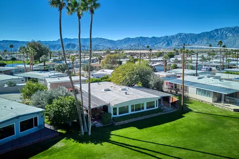 32886 Saint Andrews Dr, Thousand Palms, CA 92276