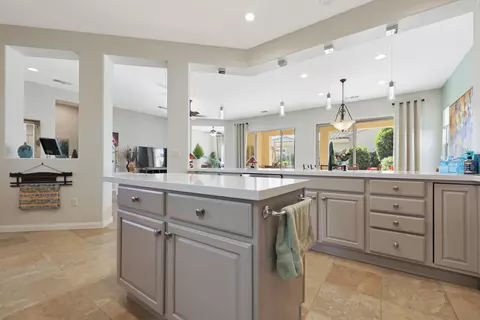 Kitchen - 81025 Avenida Lorena, Indio, CA 92203 photo 4 of 4