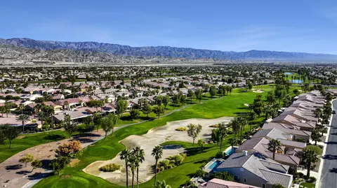 View/Area - 81025 Avenida Lorena, Indio, CA 92203 photo 5 of 9