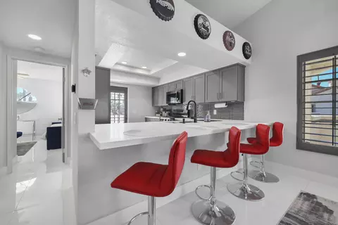 149 Desert Falls Dr E, Palm Desert, CA 92211