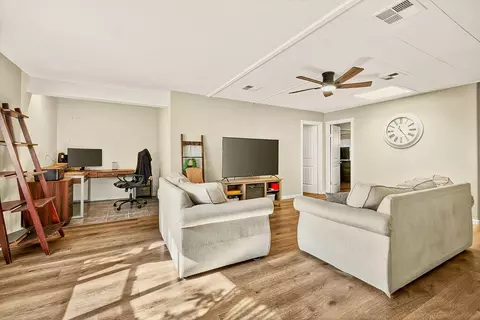33 Diamond E Dr, Palm Desert, CA 92260 photo 4