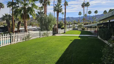 33 Diamond E Dr, Palm Desert, CA 92260 photo 24