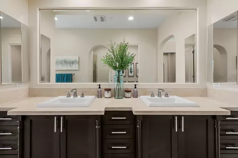 Bath - 80977 Rockspur Ct, Indio, CA 92201 photo 1 of 6