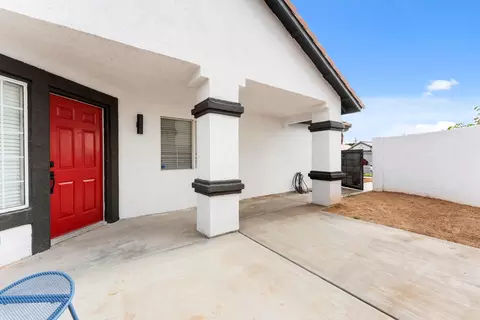 Exterior - 80888 Boulder Dr, Indio, CA 92201 photo 6 of 10