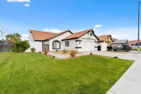 Exterior - 80888 Boulder Dr, Indio, CA 92201 photo 4 of 10