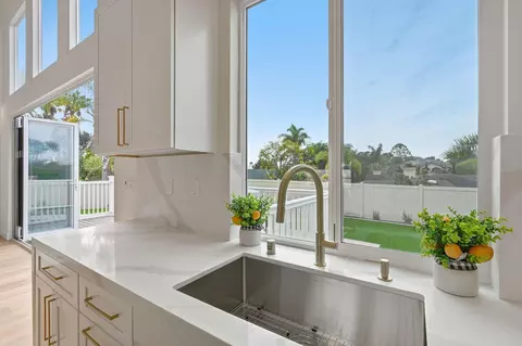 Kitchen - 2779 Wilson St, Carlsbad, CA 92008 photo 5 of 6