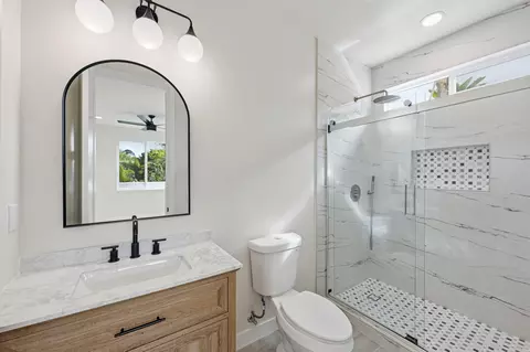Bath - 2779 Wilson St, Carlsbad, CA 92008 photo 2 of 7