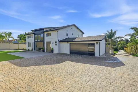 Exterior - 2779 Wilson St, Carlsbad, CA 92008 photo 3 of 17