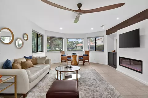 1895 N Via Miraleste, Palm Springs, CA 92262