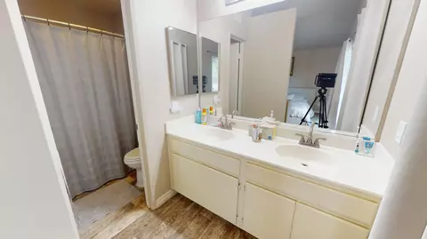 Bath - 80318 Windsong Way, Indio, CA 92201 photo 2 of 2
