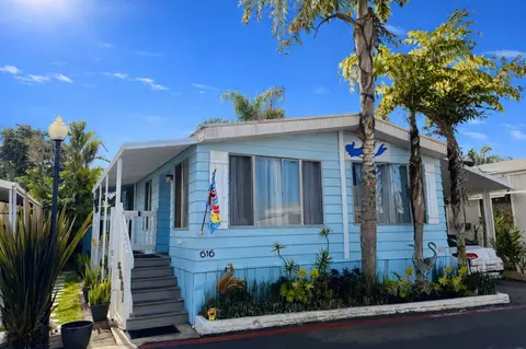80 Huntington St, Huntington Beach, CA 92648