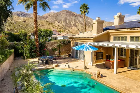 135 Vista Valle, Palm Desert, CA 92260