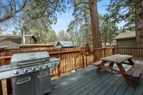 Exterior - 465 Wabash Ln, Sugarloaf, CA 92386 photo 7 of 10