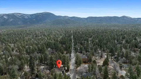 View/Area - 465 Wabash Ln, Sugarloaf, CA 92386 photo 1 of 1