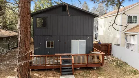 Exterior - 465 Wabash Ln, Sugarloaf, CA 92386 photo 9 of 10