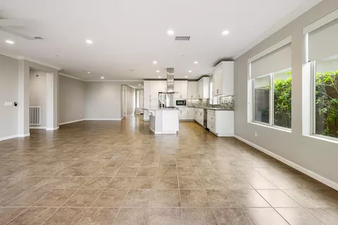 Living - 82660 E Mccarroll Dr, Indio, CA 92201 photo 1 of 6