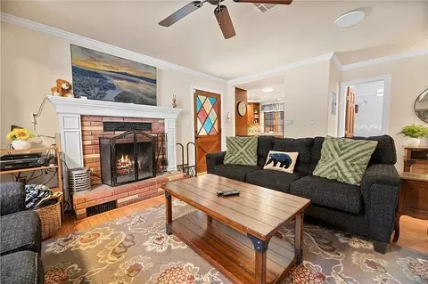 Living - 933 East Ln, Big Bear City, CA 92314 photo 1 of 2
