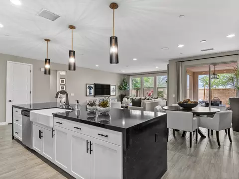 73340 Warhol Ln, Palm Desert, CA 92211