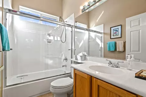 Bath - 80717 Turnberry Ct, Indio, CA 92201 photo 3 of 3