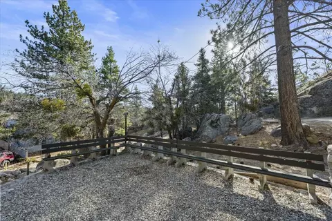 Exterior - 33334 Forrest Dr, Running Springs, CA 92382 photo 4 of 9