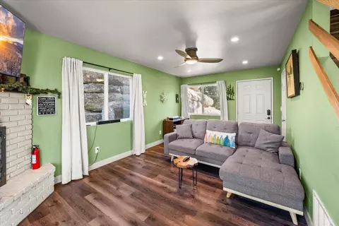 Living - 33334 Forrest Dr, Running Springs, CA 92382 photo 3 of 3