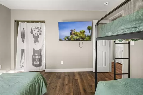 Bedroom - 33334 Forrest Dr, Running Springs, CA 92382 photo 6 of 6