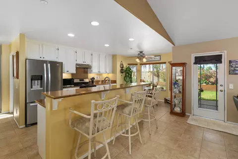 7348 Elderberry Ct, Fontana, CA 92336 photo 10