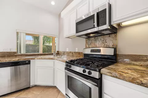 Kitchen - 80601 Declaration Ave, Indio, CA 92201 photo 2 of 2