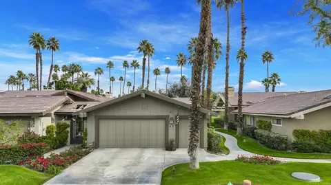 58 Lookout Dr, Palm Desert, CA 92211
