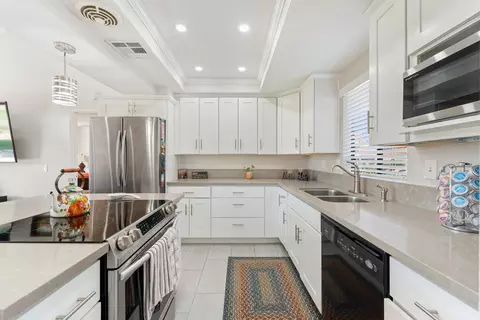 40467 Bay Hill Way, Palm Desert, CA 92211