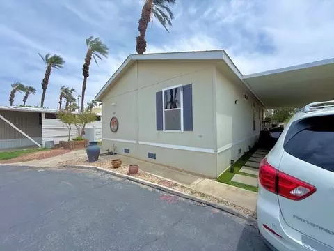 80870 Us Hwy 111 #SPC 207, Indio, CA 92201