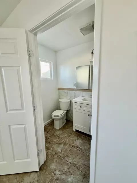 Bath - 43737 Commanche St, Indio, CA 92203 photo 3 of 3