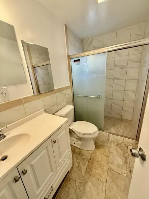 Bath - 43737 Commanche St, Indio, CA 92203 photo 1 of 3