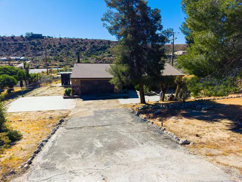 7674 Rockaway Ave, Yucca Valley, CA 92284